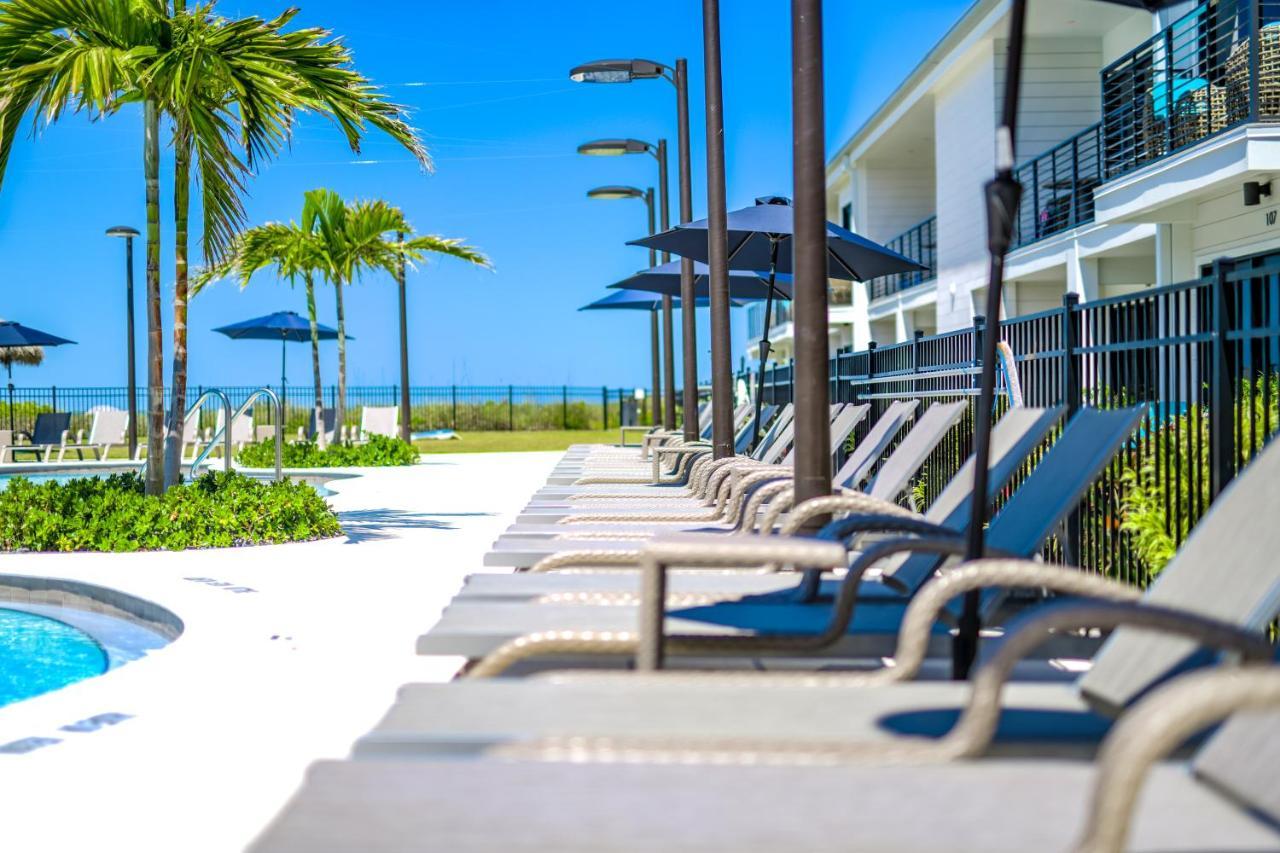 Anna Maria Beach Resort Холмс Бийч Екстериор снимка