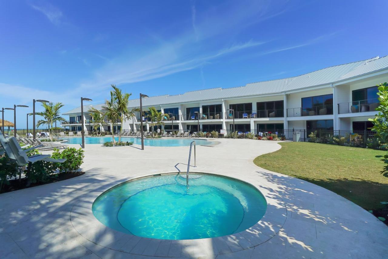 Anna Maria Beach Resort Холмс Бийч Екстериор снимка