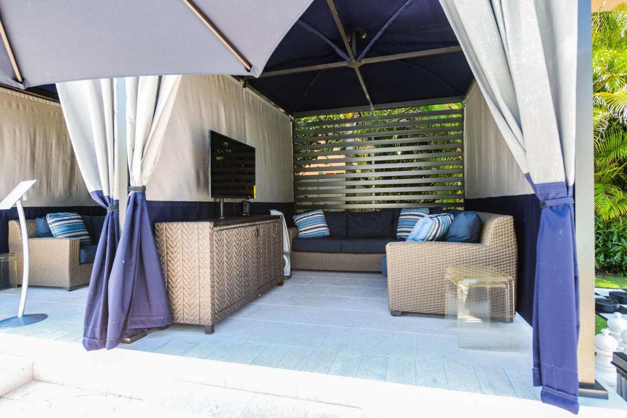 Anna Maria Beach Resort Холмс Бийч Екстериор снимка