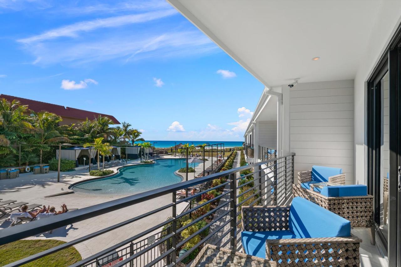 Anna Maria Beach Resort Холмс Бийч Екстериор снимка